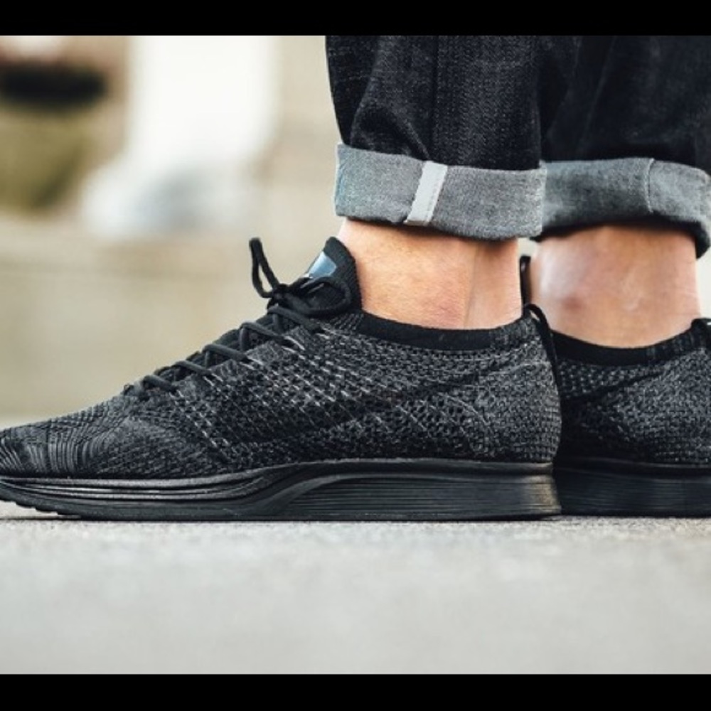 Nike FLYKNIT Racer *Triple Black*